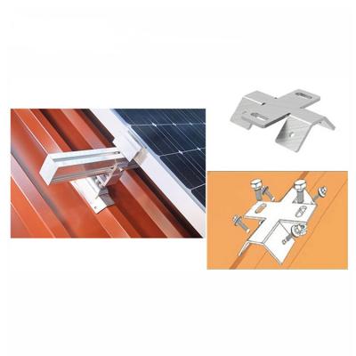 staffa di montaggio a tetto per pannelli solari per tetto in metallo
